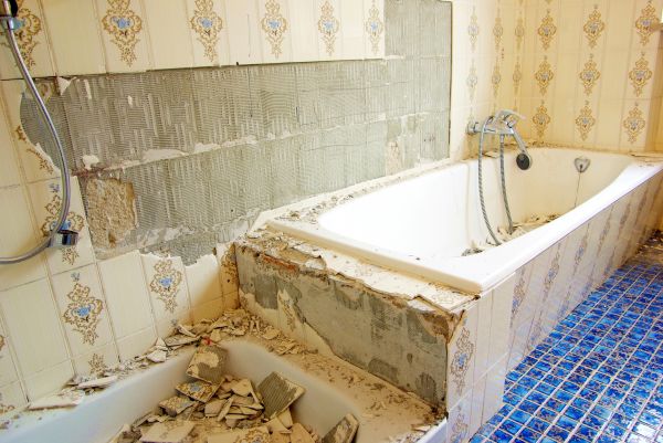 Bathtub Demolition in Salisbury